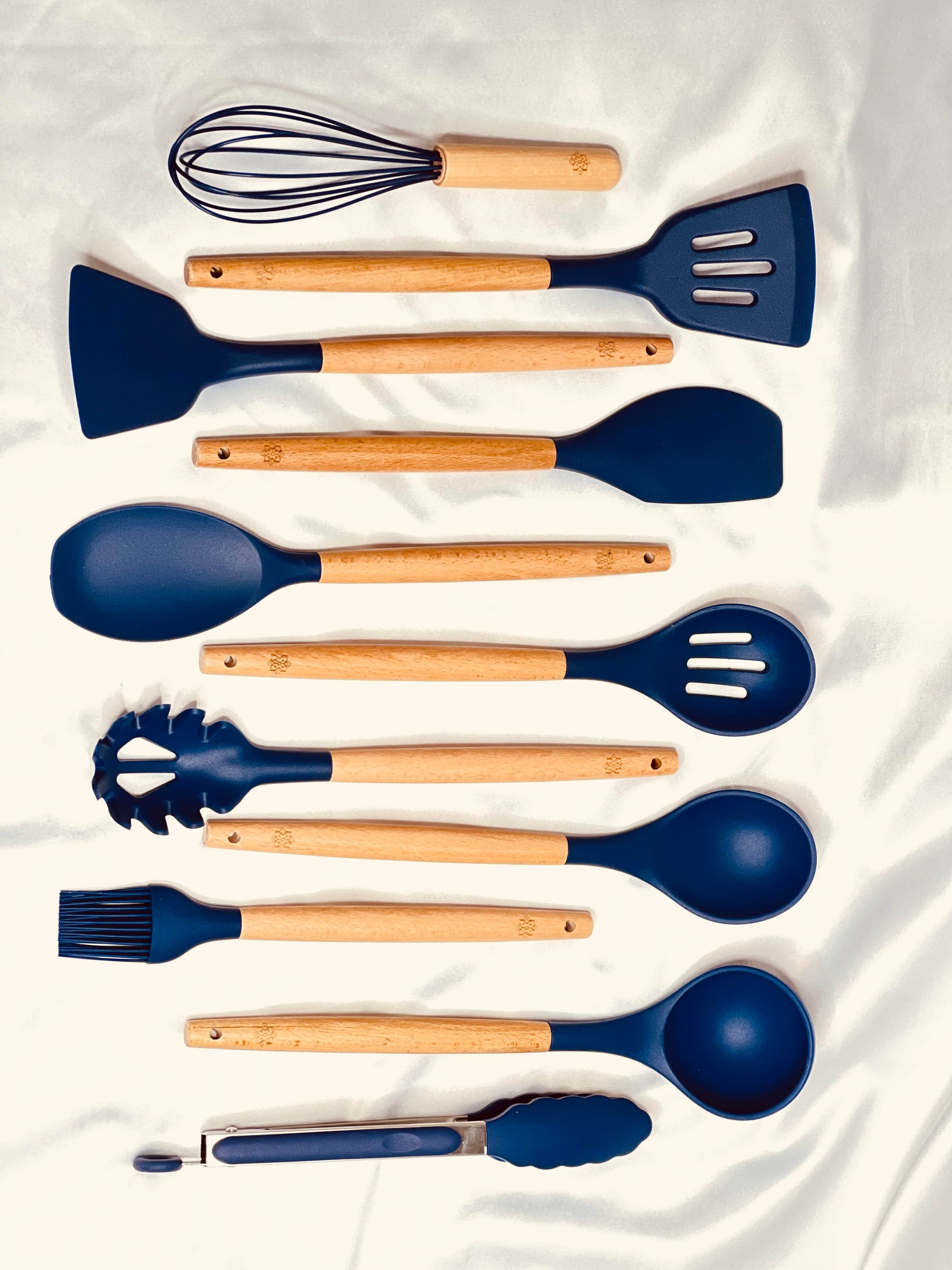 Edición Azul : 12-Piece Utensil & Holder Set |Mi Pedacito de México t – Edición Azul | Modern Mexican Homeware, Artesano-Made, Non-Toxic, Sustainable | Nuestra Casita Co.